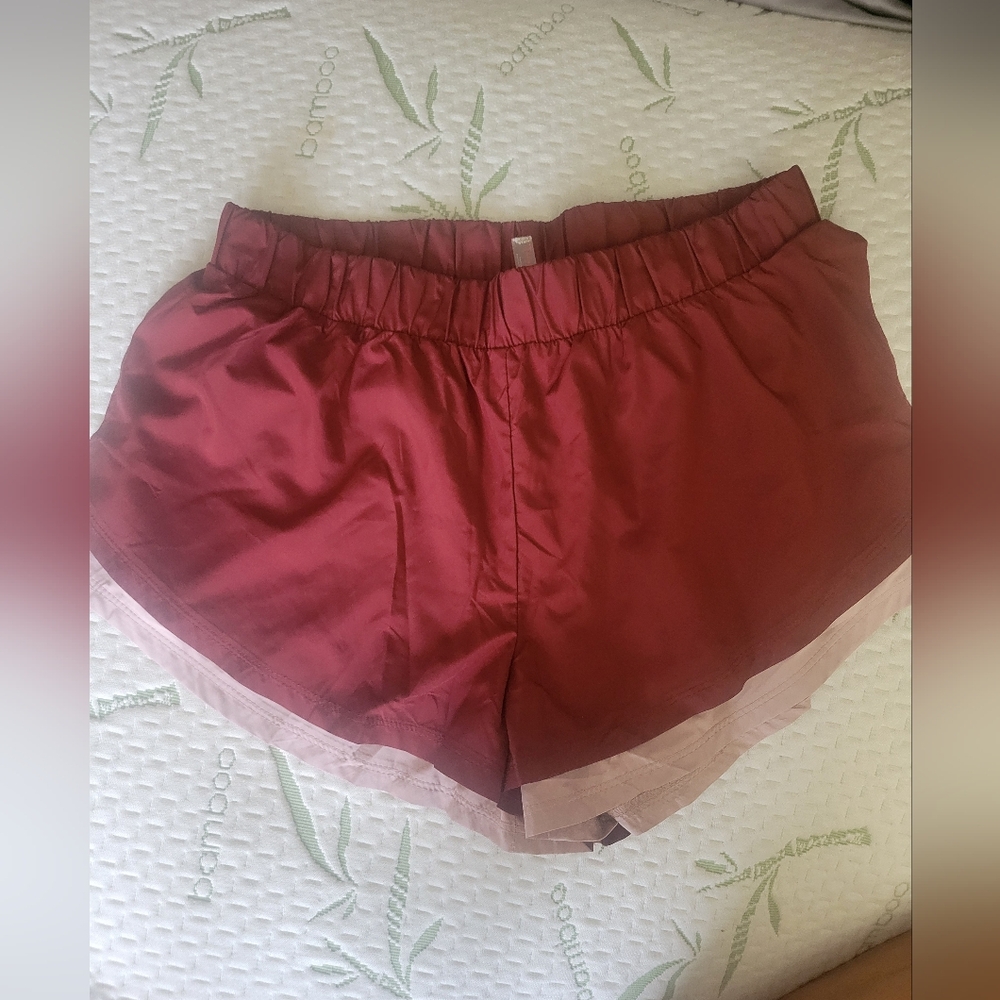Free People Movement Shorts Boundle - Picture 6 of 10
